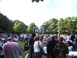 THIS is the same field six hours later. Hell de yeah. There were over 4000 people there, which is almost as much as Manchester had. Well, two thirds. Which is still pretty impressive if you ask me. I need to find somewhere else to put these bits of writing.